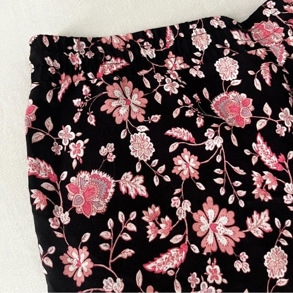 LOFT Beachy Boho Pink Floral Elastic Waist Pull On Summer Shorts - Picture 6 of 7
